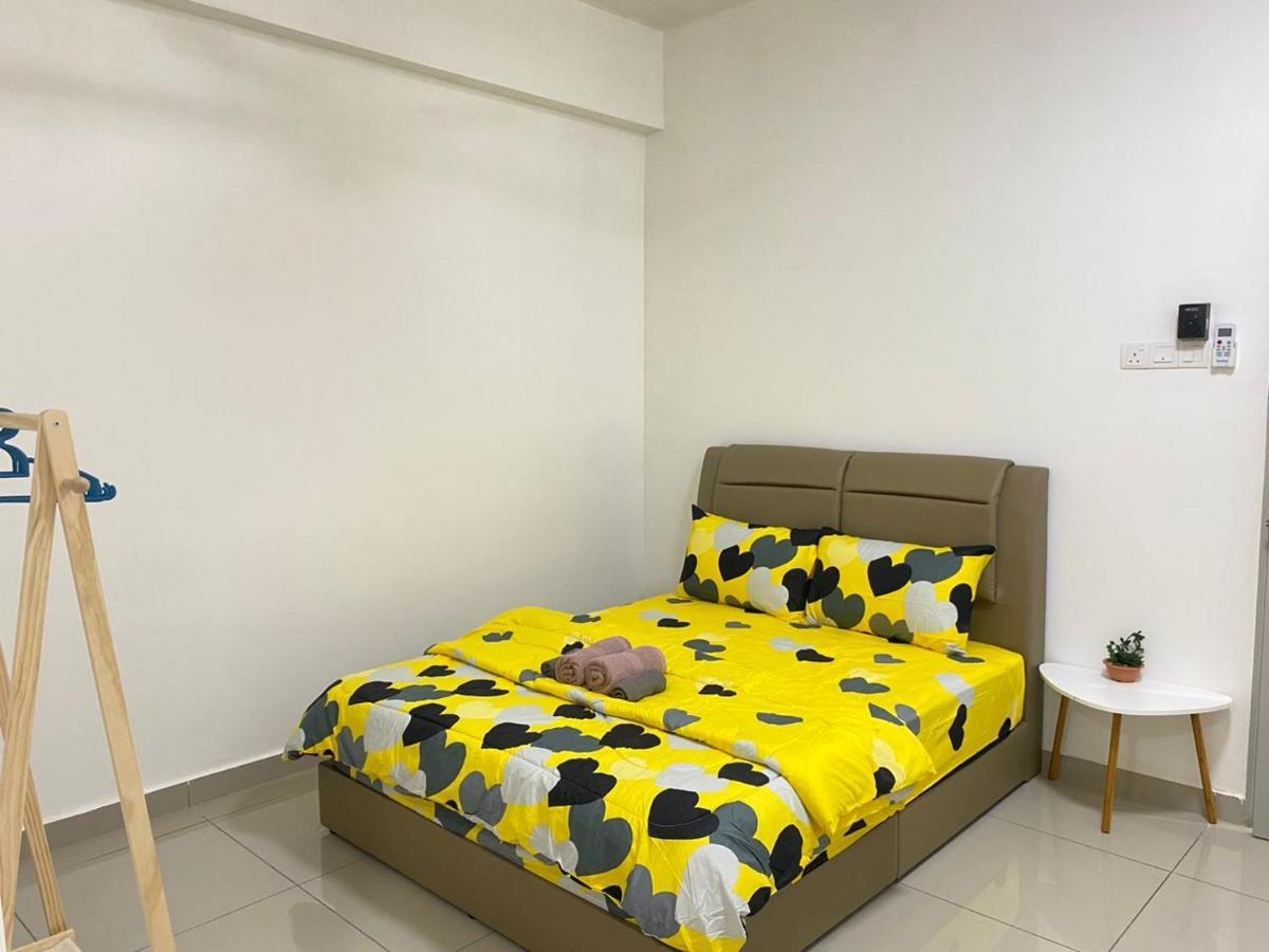 休闲民宿 Leisure Homestay @The Venus Sitiawan Kampong Lumut Kiri Esterno foto